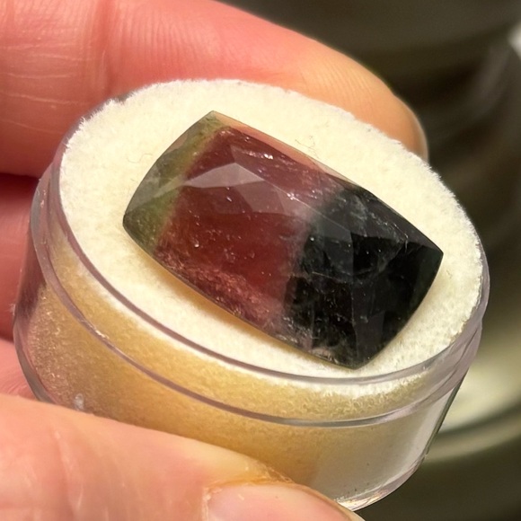 20ct Tri-Color Tourmaline LOOSE STONE - Picture 4 of 4